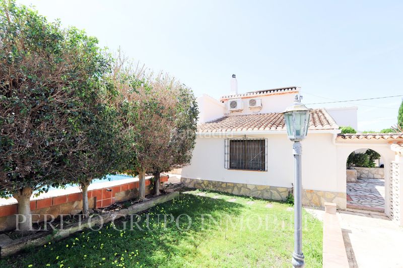 Foto 2c489bf0-2d4e-45a6-b6fd-d7ebc8416905. Chalet with heating parking pool in El Montgó Dénia