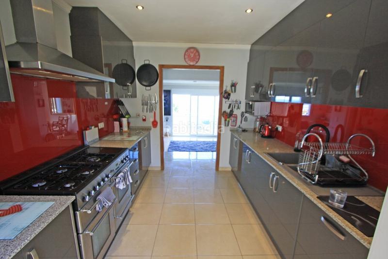 Foto b3ebe31b-3671-434a-b259-5ece76346f4f. Chalet with heating parking pool in El Montgó Dénia