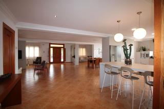 Chalet à Avinguda de la mar mediterrania 2. Chalet de lujo  cerca de todo