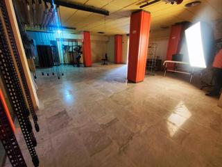 Local Comercial a N/a. Gran local en benicarlo con salida de humos