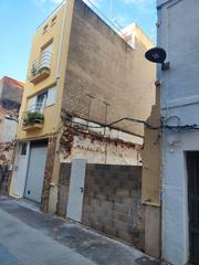 Terreny residencial a Carrer dels pescadors 5. Terreno con proyecto  para una preciosa casa en el pueblo de ben
