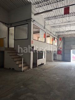 Foto 0fa34096-16dc-43ae-bc5b-e75a598efc09. Fabrikhalle in Pueblo Benicarló