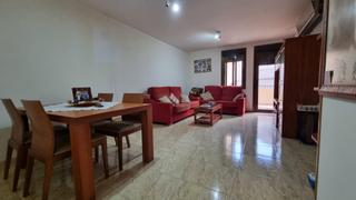 Pis  Carrer del senill 31. Vivienda en calig de 2 habitaciones y 2 baños