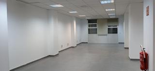 Lloguer Local Comercial en Zona Nord. Local comercial 250 m2 en zona norte