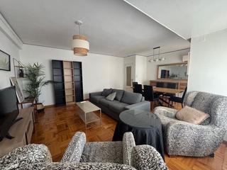 Miete Etagenwohnung in Eixample. Piso 4 estudiantes ascensor y calefaccion ensanche