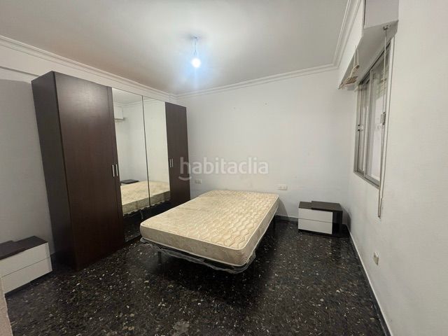 Foto b256ac44-8549-40d7-bc23-5a262843691c. Rent flat with heating in Centre-Zona Alta Alcoi