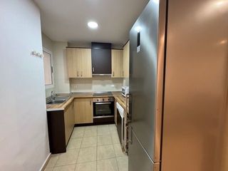 Rent Flat in Centre-Zona Alta. Piso centro 2 d junto universidad
