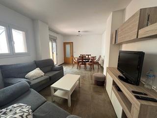 Rent Flat in Centre-Zona Alta. Piso para 3 estudiantes exterior reformado
