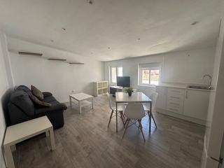 Location Appartement à Centre-Zona Alta. Piso reformado zona centro