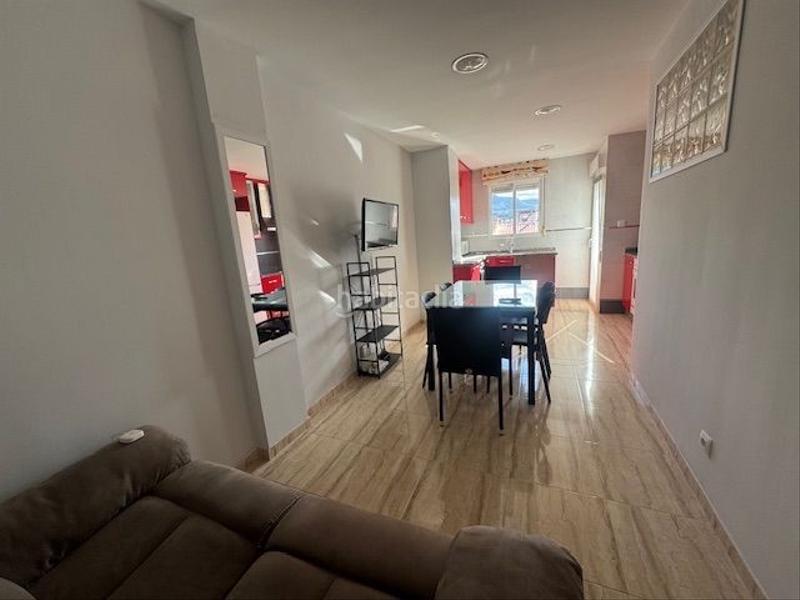 Foto c9618f51-eef5-4df5-842d-f22e5f06b653. Location appartement dans Eixample Alcoi