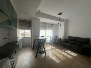 Location Appartement à Eixample. Piso reformado ensanche