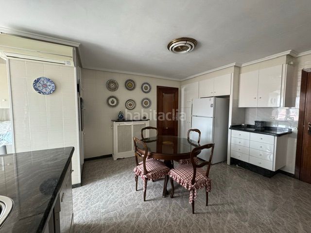 Foto 13637478-9289-4fb1-b03f-99de8ffd1883. Rent flat with heating in Eixample Alcoi