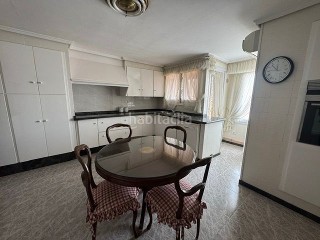 Foto 60873bc3-5a07-4a42-adcb-174a7d03e14e. Rent flat with heating in Eixample Alcoi