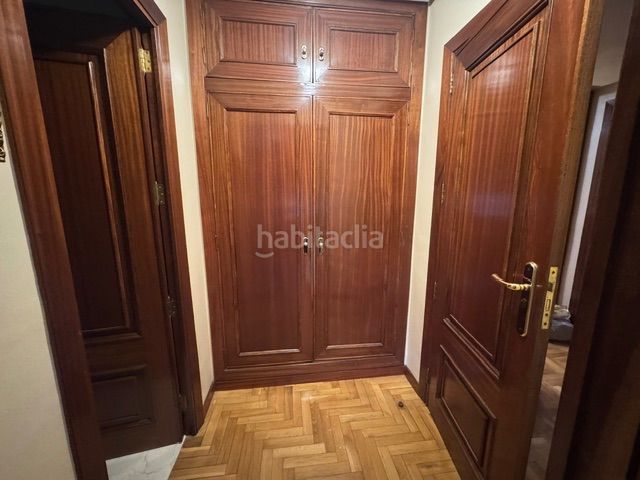 Foto f5a30252-f1d9-4d6c-9826-512f68a3bff4. Rent flat with heating in Eixample Alcoi