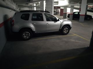 Car parking  Carrer d'antoni de capmany. Oferta plaza de p�rking en plaza de sants