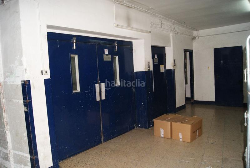 Foto fd9493a1-21b2-4fdc-a6e6-66332ca2e5f1. Lloguer local comercial a Cerdanyola Sud Mataró