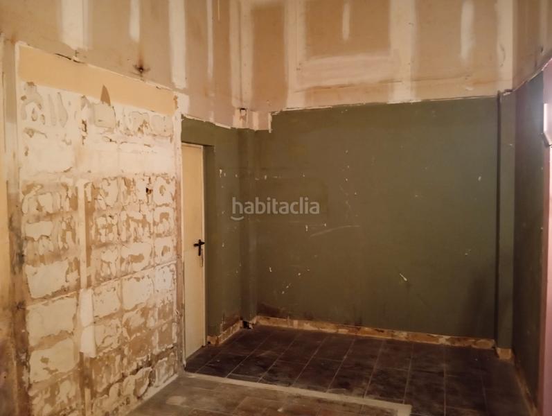 Foto b13ba828-94be-4ea1-bdce-6c7cbef9d1e4. Local comercial a La Nova Esquerra de l´Eixample Barcelona