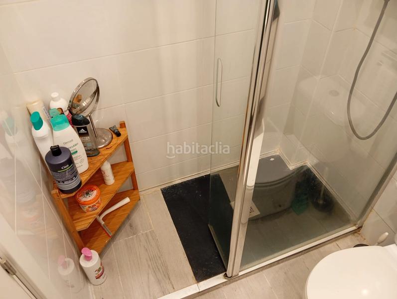 Foto 37828989-14e9-4b46-84d3-d5da133cc4ab. Local comercial amplio local en planta baja en Sants en Barcelona