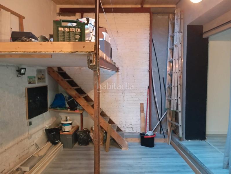 Foto 50561ce1-319f-4b77-bd57-82ea8f391f55. Local comercial amplio local en planta baja en Sants en Barcelona