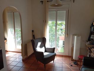 Appartement  Carrer de rocafort. Precioso piso alto soleado con balcón en finca histórica
