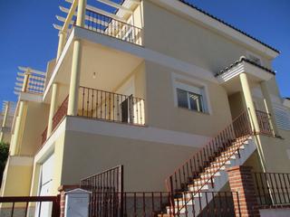 Maison jumelée à N/a. Adosado en la avenida suiza, las atalayas, en venta