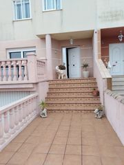 Casa adosada en Sant isidre, 6. Bonito adosado en san rafael