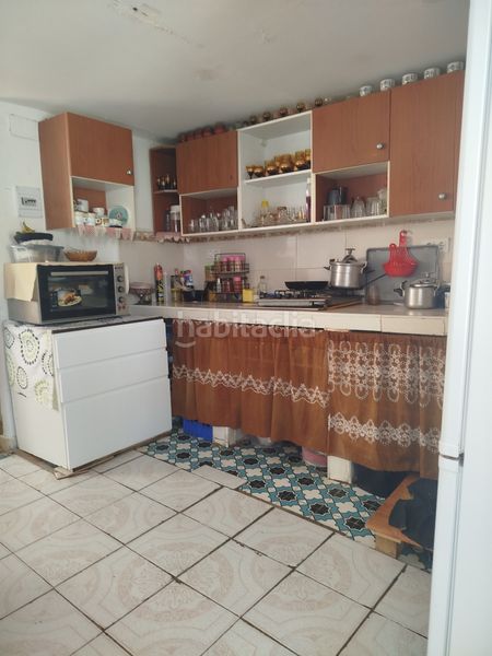 Foto fb854df8-5dcf-4f35-954c-7b4a26b6fa91. Casa adossada a Pueblo Benicarló