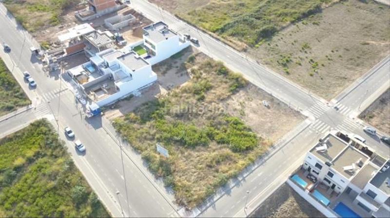 Foto bb2b64bf-455a-47be-932a-60d7a1945035. Terreno residenziale in calle bruselas 54 in Piscinas Burriana