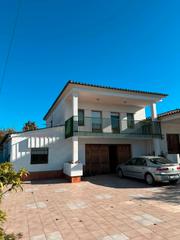 Chalet à Camí d'onda 84. Chalet