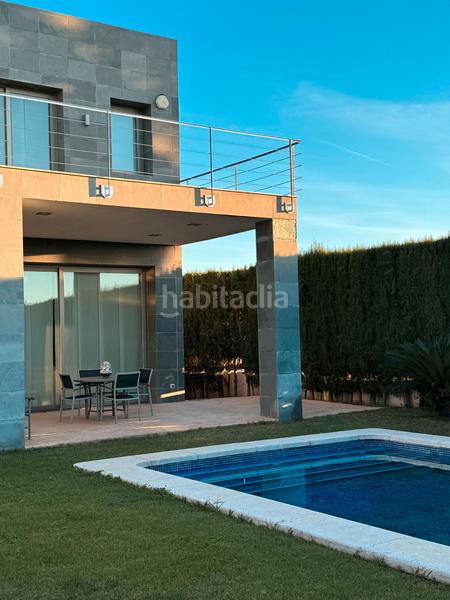 Foto 716264be-4a7d-403e-95e4-86cf637ec03d. Xalet a avinguda vicente cañada blanch 18 a Playa Burriana