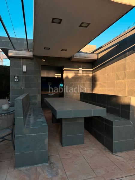 Foto 8458a687-27f9-4855-9f5e-54026f9565f0. Xalet a avinguda vicente cañada blanch 18 a Playa Burriana