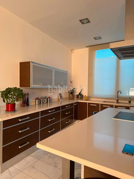 Foto 89c17d01-d106-40ad-9a6c-5eb66c1678ab. Xalet a avinguda vicente cañada blanch 18 a Playa Burriana