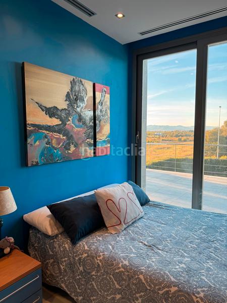 Foto c8bc9a89-a451-4c26-a85e-0db63f246d38. Xalet a avinguda vicente cañada blanch 18 a Playa Burriana