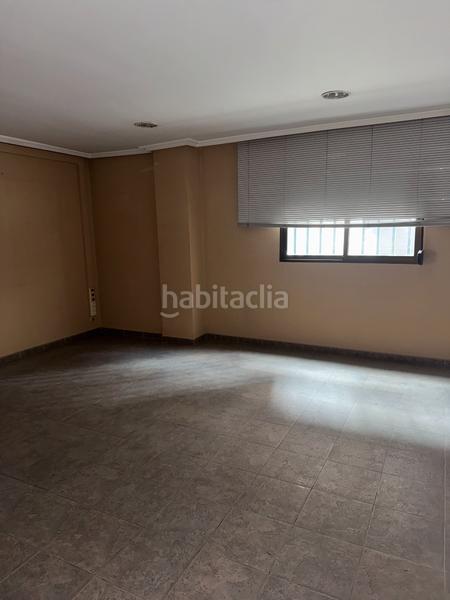 Foto 30586a22-a9c0-445f-923a-25a155c5c370. Alquiler local comercial en carrer l'encarnació 26 zona centro oficinas en Burriana