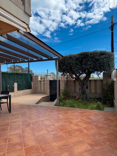 Foto 0e3d5644-87ac-4ee0-b293-1a82e670df72. Chalet in avenida mediterrania 53 in Playa Burriana