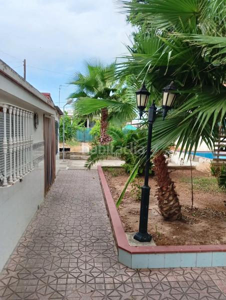Foto 912c2bac-b1b0-4fb3-82f6-bb84fa3171c3. Chalet in avenida mediterrania 68 in Playa Burriana