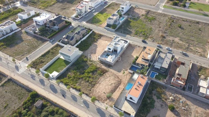 Foto 26ac0fe0-84cc-468b-85a5-c4e5046f931b. Residential plot in carrer roma 8 in Piscinas Burriana