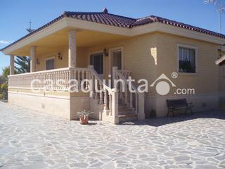 Chalet  Orihuela, espaã±a. Magnifico chalet de 240 m2 y parcela de 1.050 m2