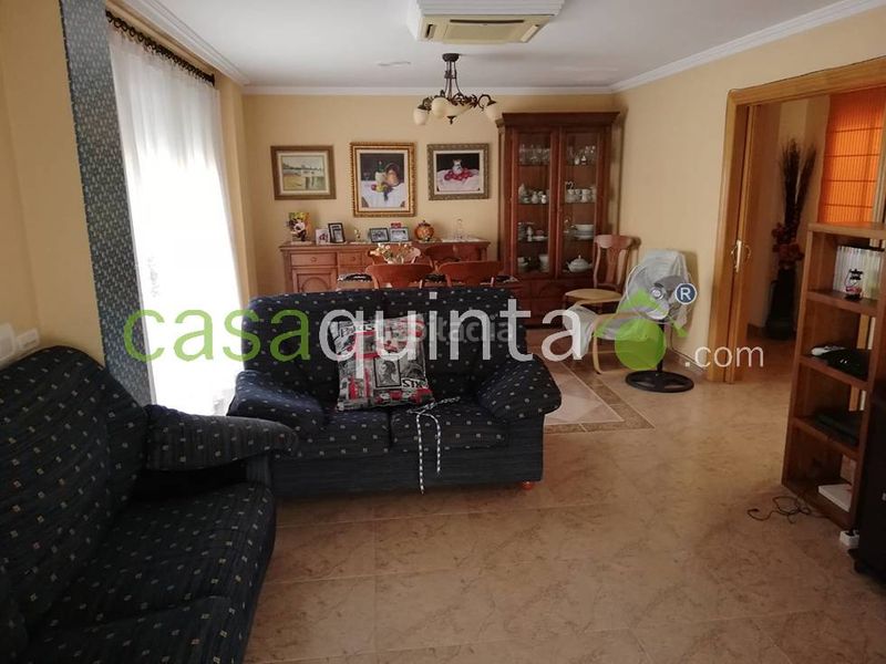 Foto f47a5698-765d-4ae7-b734-d40a773e3c5c. Pis amb calefacció a Catral