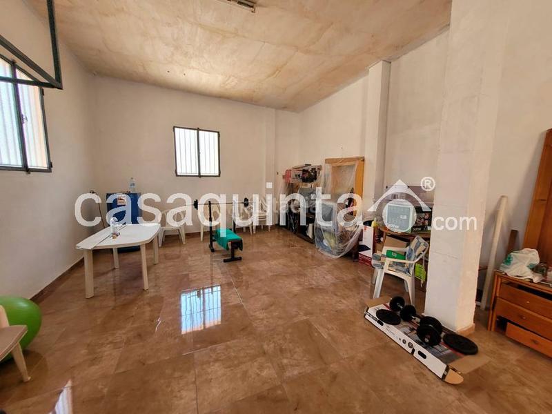 Foto 4bce2778-5054-47fc-b4be-b083c2e83235. Edificio in Catral