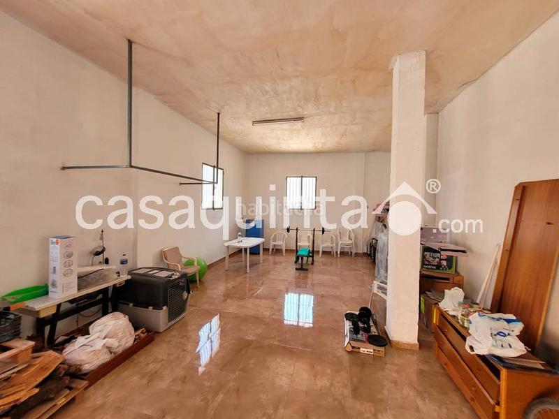 Foto 9052ce54-dae8-4f0b-93ed-690dafaed81a. Edificio in Catral