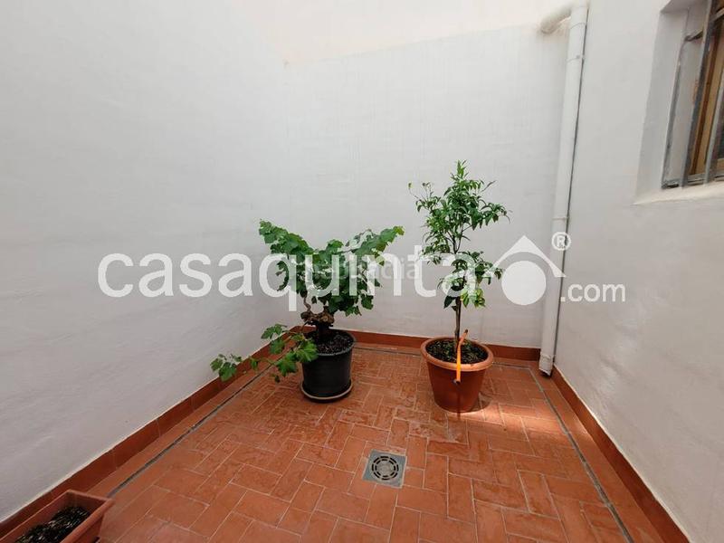 Foto ffd0df71-1e50-4547-8b0e-c993d2aed635. Edificio in Catral