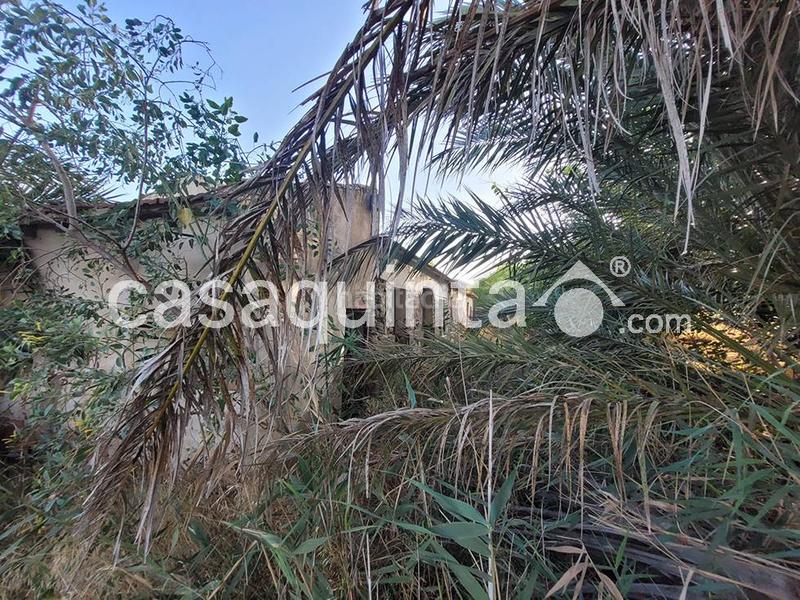 Foto 100c2218-e2da-4267-ad38-80727d58bc10. Chalet in Catral