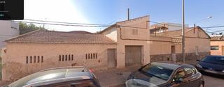 Planta baixa  Calle sta. ãgueda. Planta baja en esquina con cochera, patio y almacen