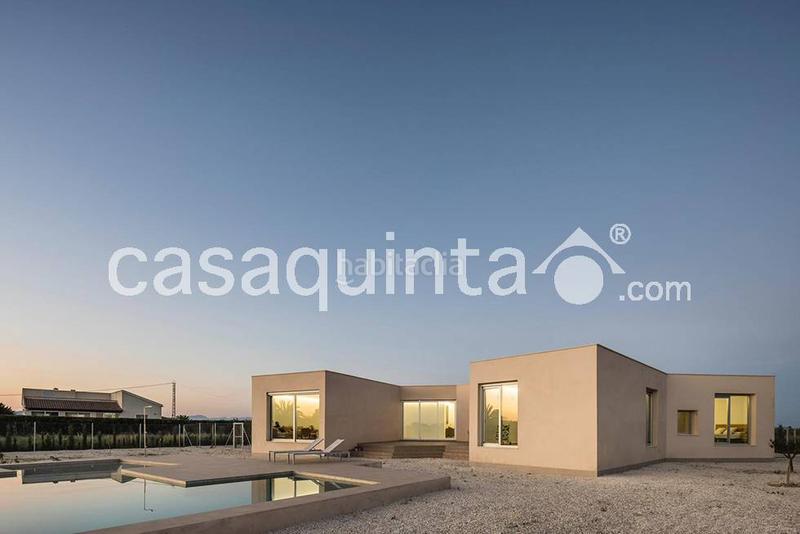 Foto d030714a-5fb9-4ec4-ad6f-11aa0748f4a7. Chalet with heating parking pool in Catral