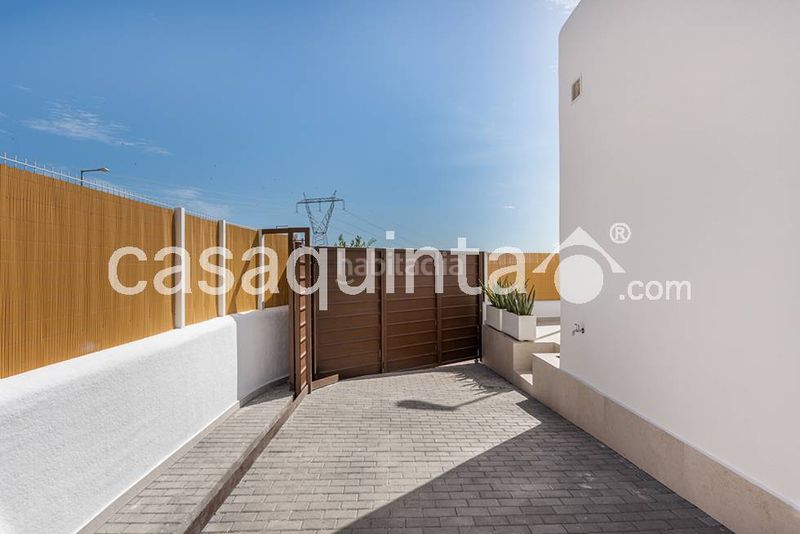 Foto d6cf8be1-eee8-4bb3-8321-303e7377751d. Xalet amb calefacció aparcament piscina a Dolores