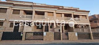 Dúplex  C. vistabella. Adosado 4 habitaciones