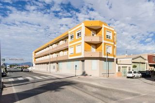 Lloguer Pis  Av. de crevillente. Alquiler larga estancia