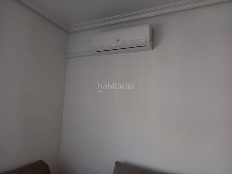 Foto d7cbecb1-931b-48c0-8a7a-d94e4024aa9e. Lloguer pis a Almoradí