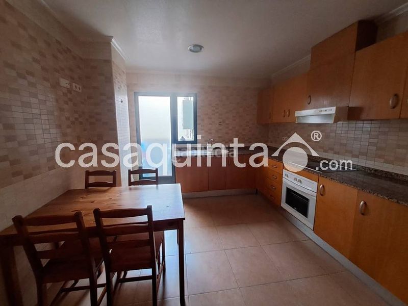 Foto fdee9f0f-84d4-4aba-8f7f-8803ef9488a8. Lloguer pis a Almoradí
